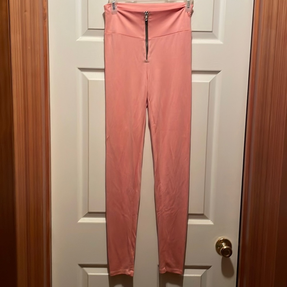 Ktoo dressy  stretch pant, women’s  lrg , NEVER WORN, NEW